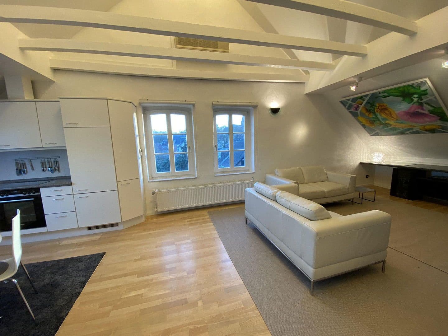 Prenájom bytu 1-izbový 65 m², Köln, Severné Porýnie - Westfálsko Prenájom bytu 1-izbový 65 m², Köln, Severné Porýnie - Westfálsko