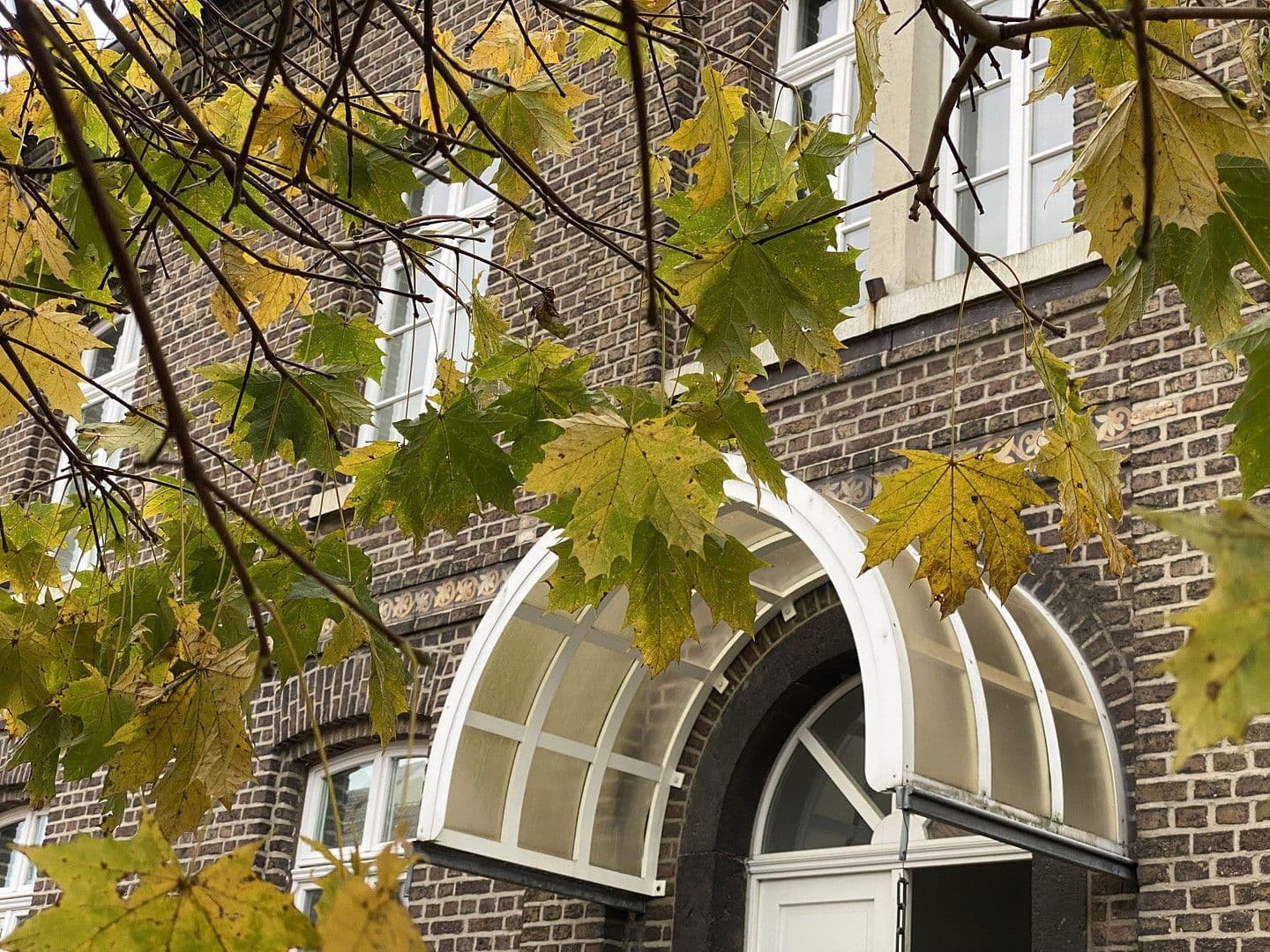 Prenájom bytu 1-izbový 65 m², Köln, Severné Porýnie - Westfálsko Prenájom bytu 1-izbový 65 m², Köln, Severné Porýnie - Westfálsko