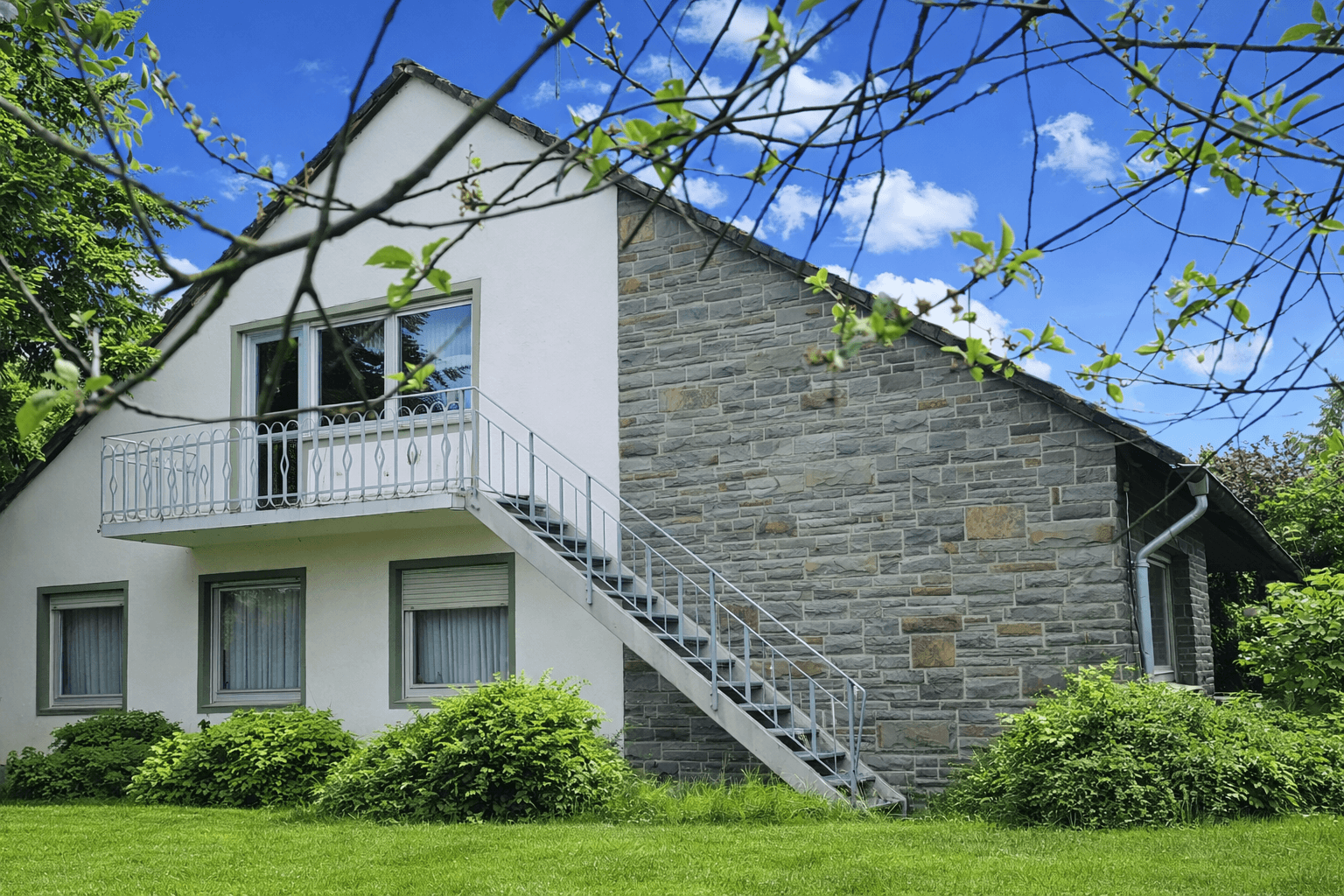 Predaj domu 281 m², pozemek 5.575 m², Konz, Porýnie-Falcko Predaj domu 281 m², pozemek 5.575 m², Konz, Porýnie-Falcko