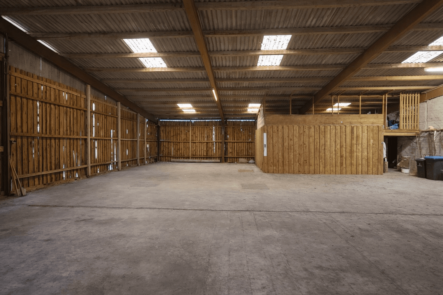 Predaj domu 281 m², pozemek 5.575 m², Konz, Porýnie-Falcko Predaj domu 281 m², pozemek 5.575 m², Konz, Porýnie-Falcko