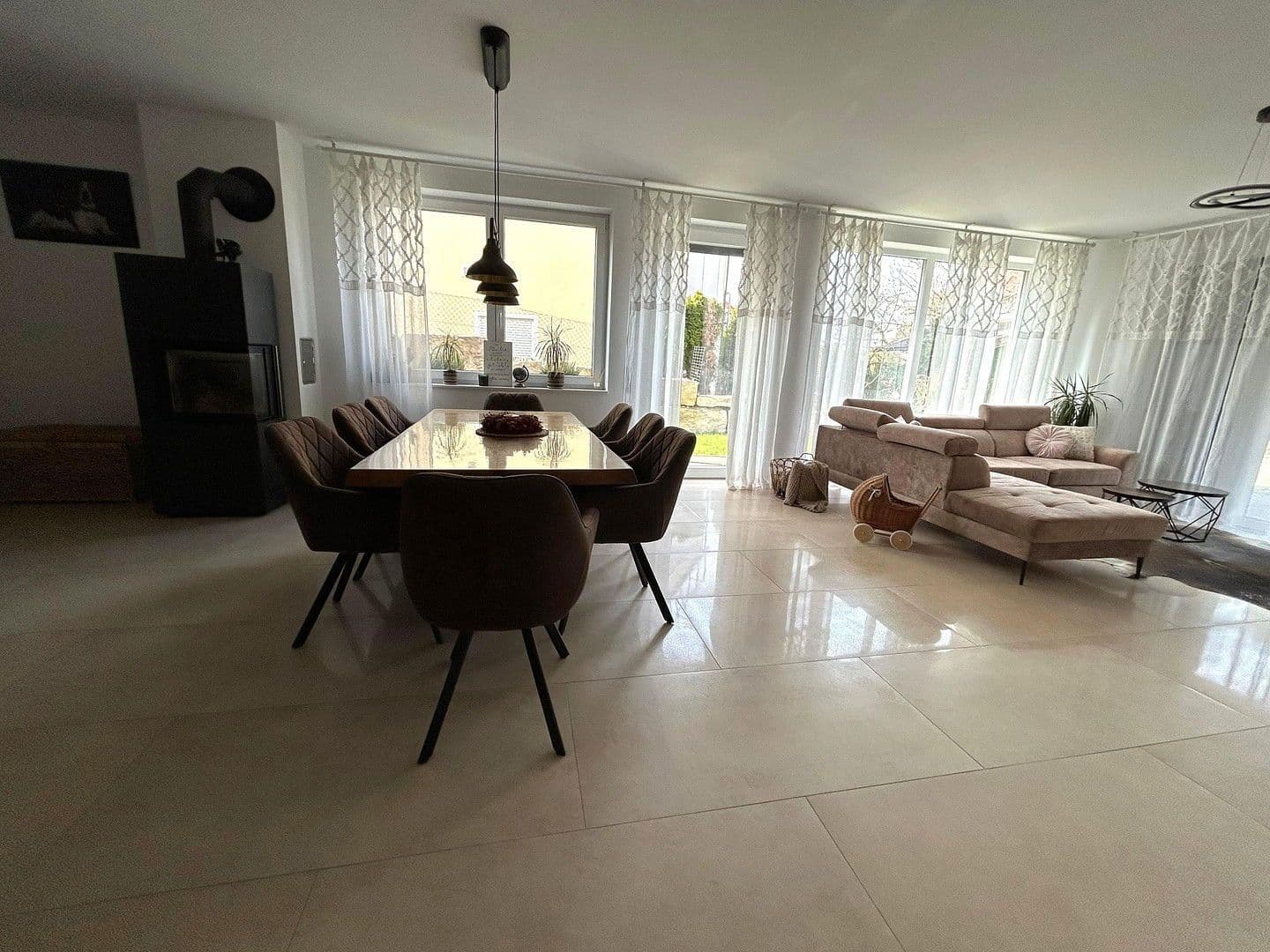 Predaj bytu 3-izbový 104 m², Niefern-Öschelbronn, Bádensko-Wurttembersko Predaj bytu 3-izbový 104 m², Niefern-Öschelbronn, Bádensko-Wurttembersko