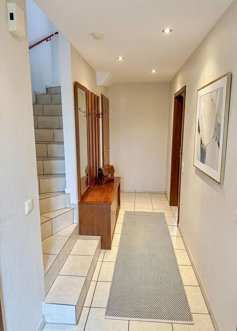 Predaj domu 115 m², pozemek 170 m², Händelstraße 39, Niederkassel, Severné Porýnie - Westfálsko Predaj domu 115 m², pozemek 170 m², Händelstraße 39, Niederkassel, Severné Porýnie - Westfálsko