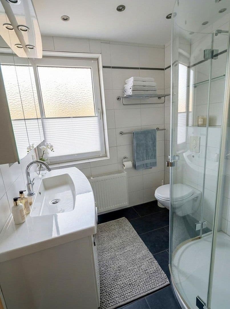 Predaj domu 115 m², pozemek 170 m², Händelstraße 39, Niederkassel, Severné Porýnie - Westfálsko Predaj domu 115 m², pozemek 170 m², Händelstraße 39, Niederkassel, Severné Porýnie - Westfálsko