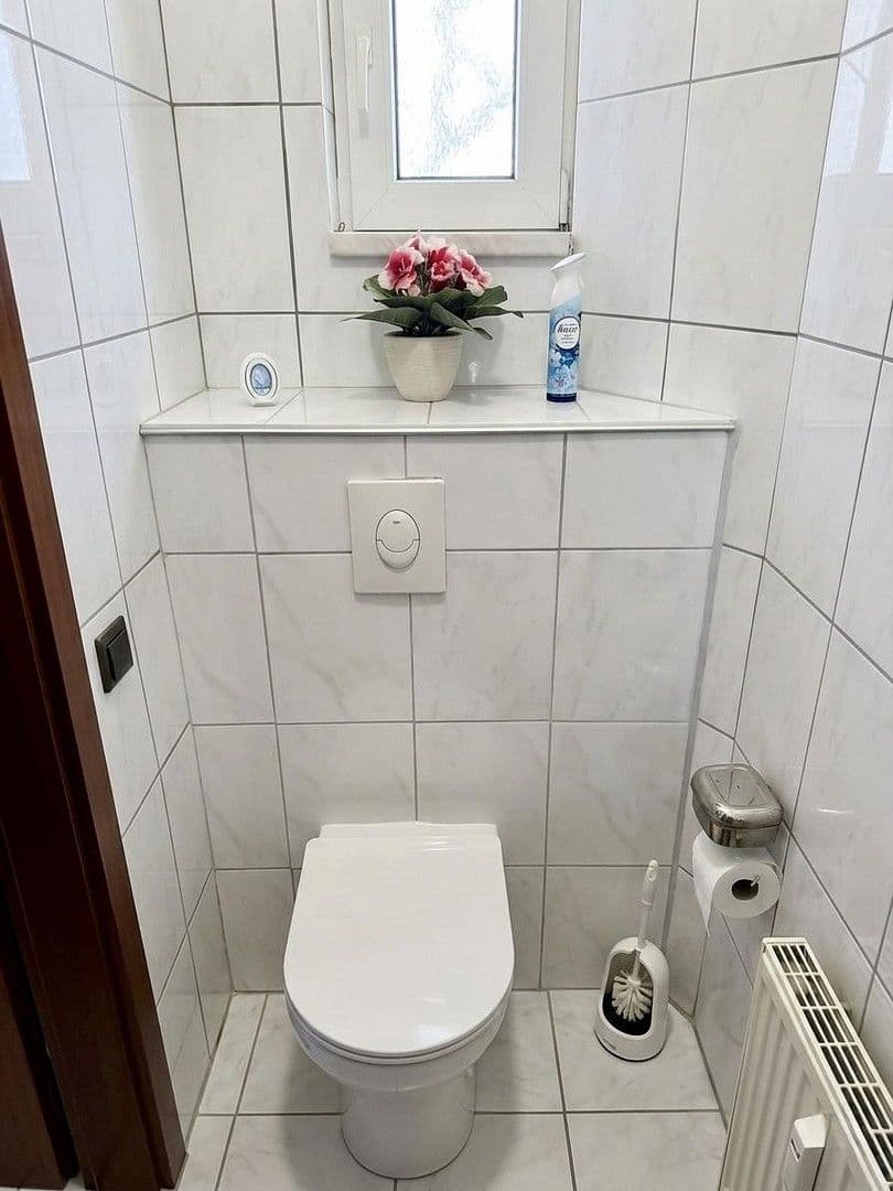 Predaj domu 115 m², pozemek 170 m², Händelstraße 39, Niederkassel, Severné Porýnie - Westfálsko Predaj domu 115 m², pozemek 170 m², Händelstraße 39, Niederkassel, Severné Porýnie - Westfálsko