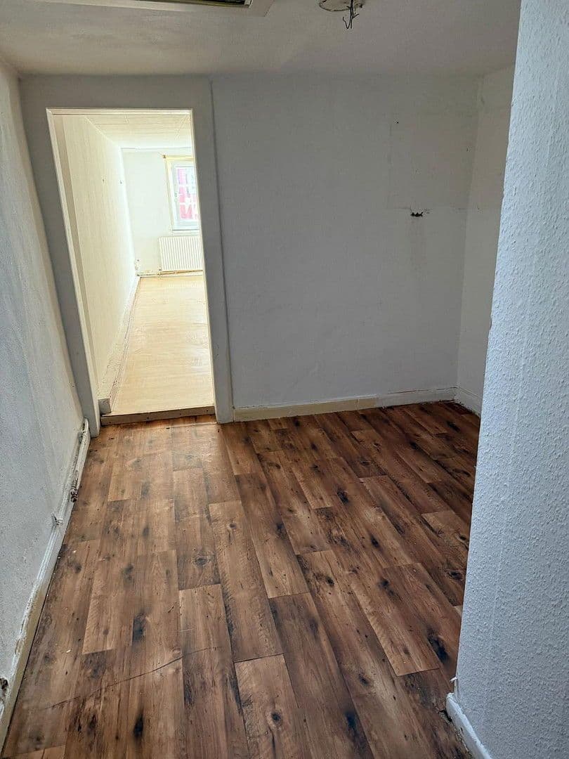 Prenájom bytu 2-izbový 48 m², Lindenstraße 30, Bad Wildungen, Hesensko Prenájom bytu 2-izbový 48 m², Lindenstraße 30, Bad Wildungen, Hesensko