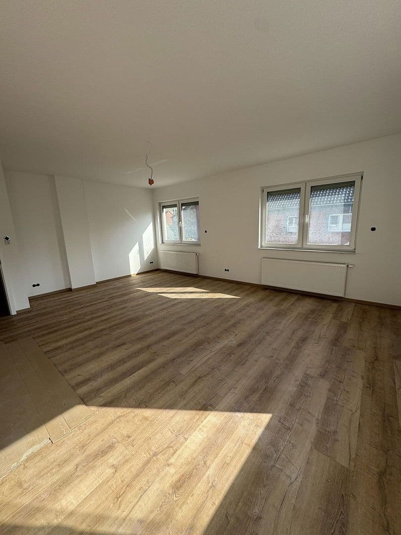 Prenájom bytu 2-izbový 82 m², Delligsen, Dolné Sasko Prenájom bytu 2-izbový 82 m², Delligsen, Dolné Sasko