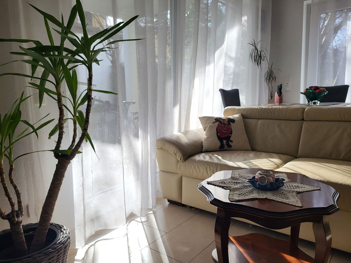 Prenájom bytu 4-izbový 90 m², München, Bavorsko Prenájom bytu 4-izbový 90 m², München, Bavorsko