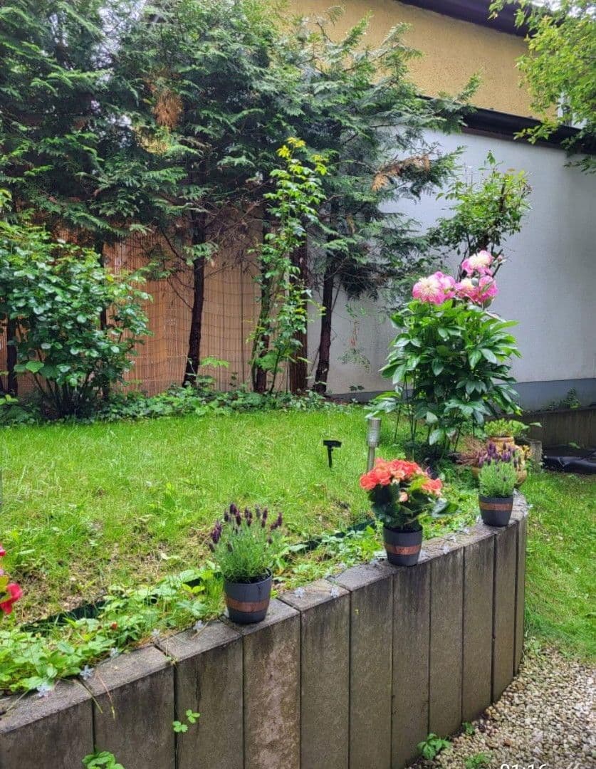 Prenájom bytu 4-izbový 90 m², München, Bavorsko Prenájom bytu 4-izbový 90 m², München, Bavorsko