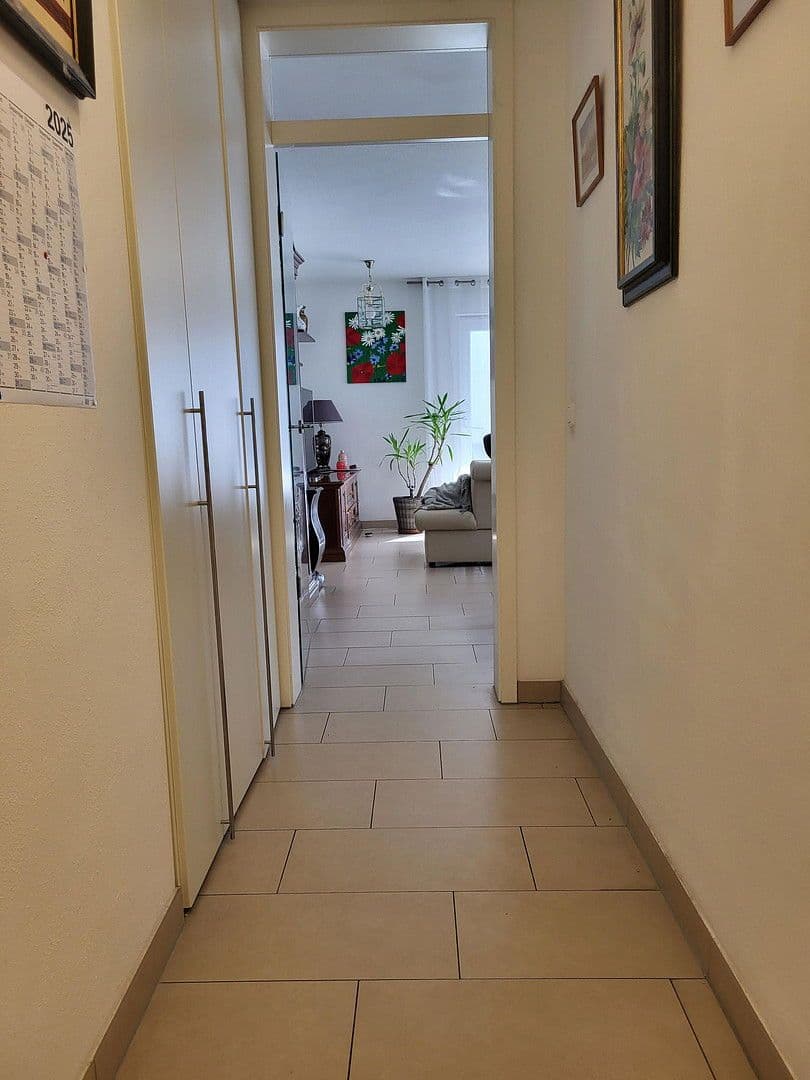 Prenájom bytu 4-izbový 90 m², München, Bavorsko Prenájom bytu 4-izbový 90 m², München, Bavorsko