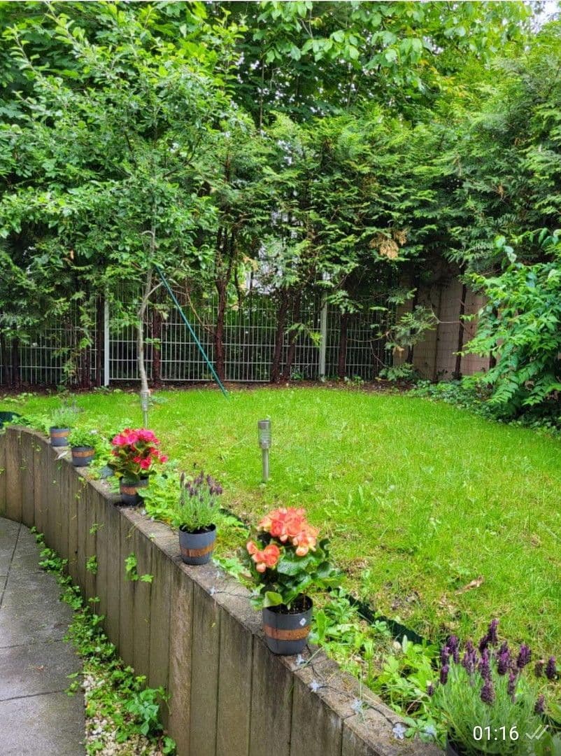 Prenájom bytu 4-izbový 90 m², München, Bavorsko Prenájom bytu 4-izbový 90 m², München, Bavorsko