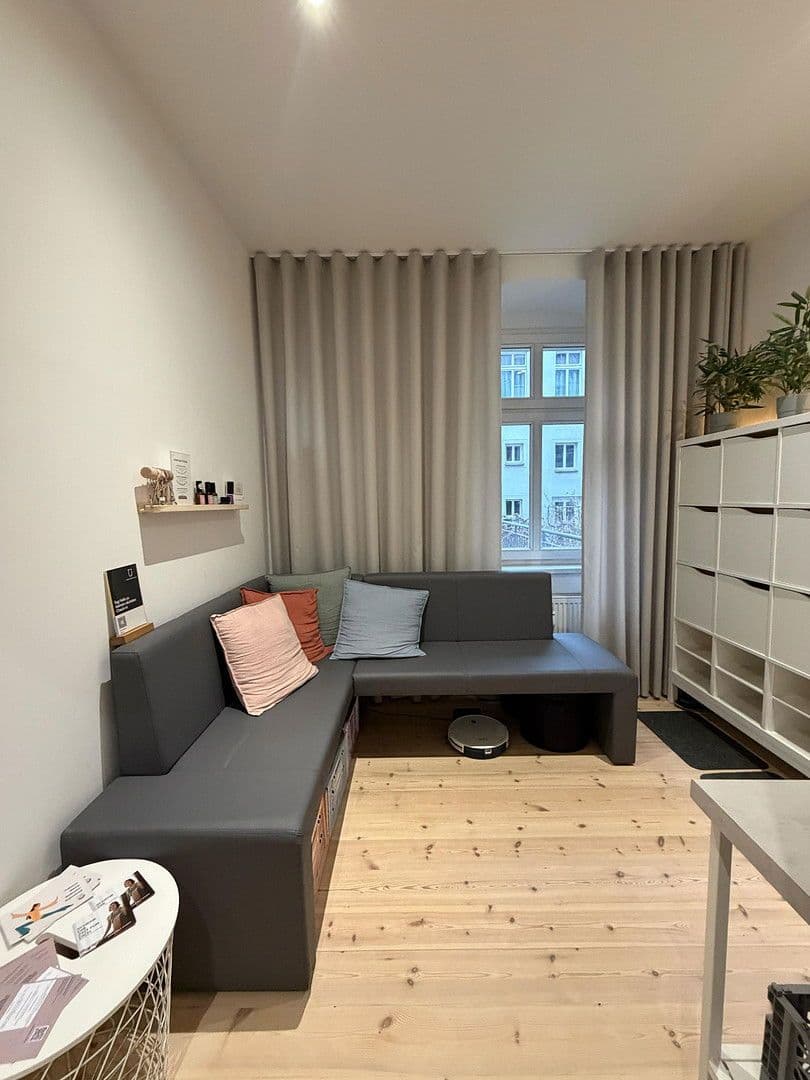Predaj kancelárie 91 m², Bänschstraße 74, Berlin, Berlín Predaj kancelárie 91 m², Bänschstraße 74, Berlin, Berlín
