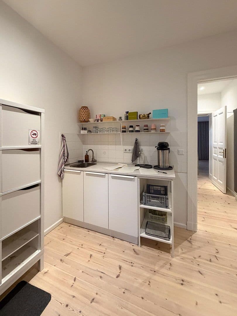 Predaj kancelárie 91 m², Bänschstraße 74, Berlin, Berlín Predaj kancelárie 91 m², Bänschstraße 74, Berlin, Berlín