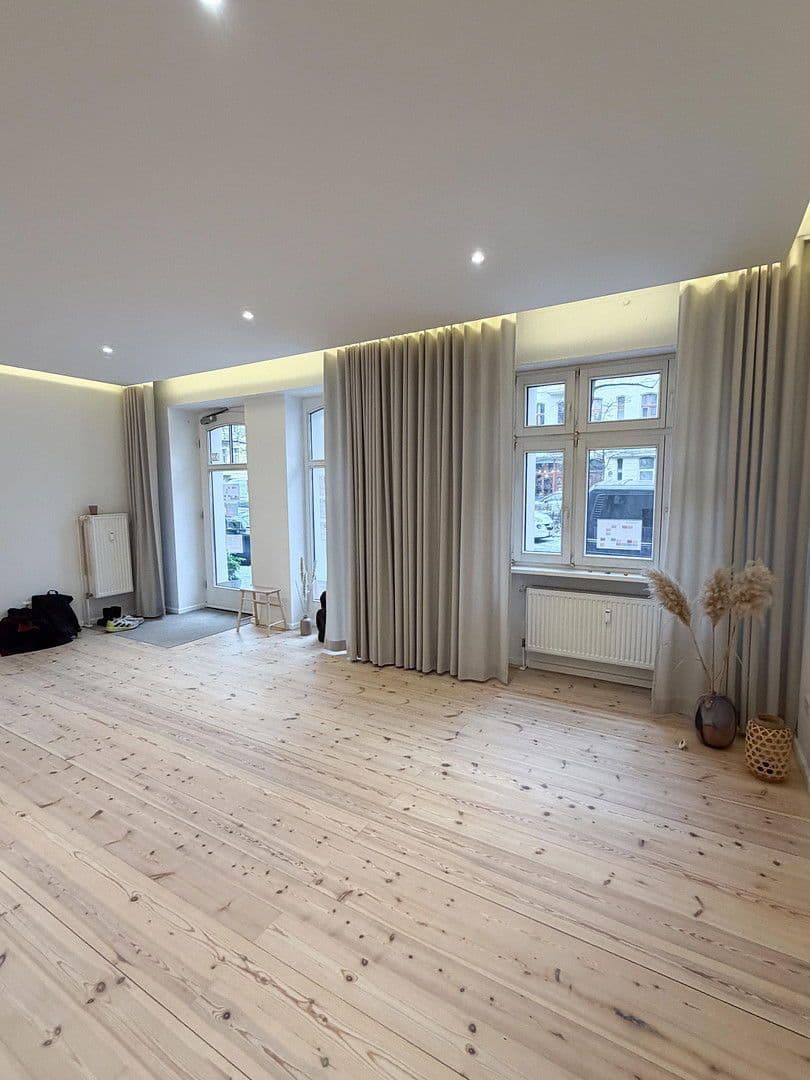 Predaj kancelárie 91 m², Bänschstraße 74, Berlin, Berlín Predaj kancelárie 91 m², Bänschstraße 74, Berlin, Berlín