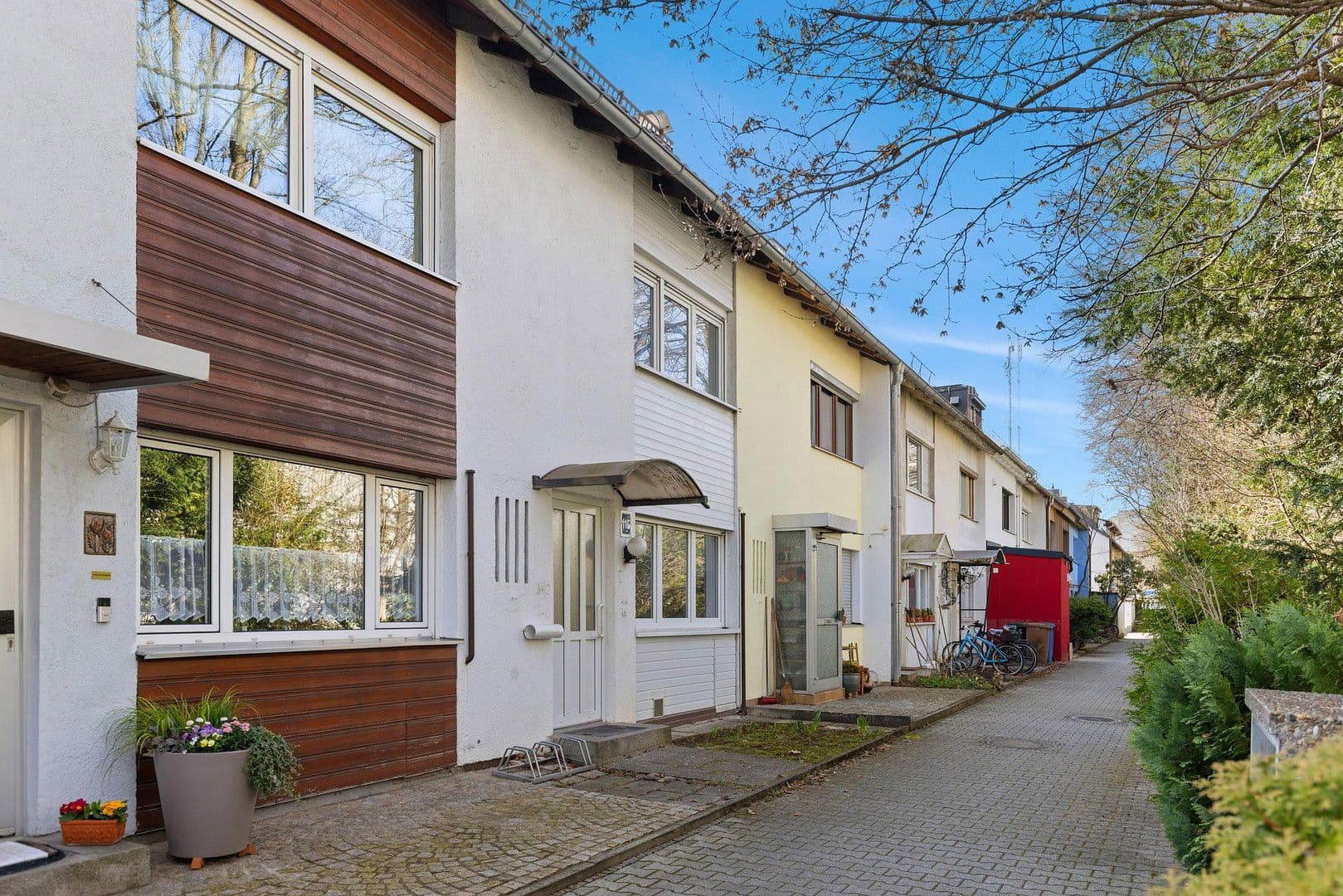 Predaj domu 110 m², pozemek 174 m², Veldener Str. 116, München, Bavorsko Predaj domu 110 m², pozemek 174 m², Veldener Str. 116, München, Bavorsko