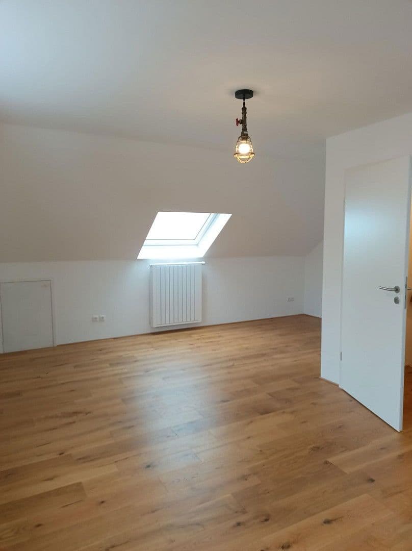 Predaj domu 129 m², pozemek 330 m², Friedberg, Bavorsko Predaj domu 129 m², pozemek 330 m², Friedberg, Bavorsko