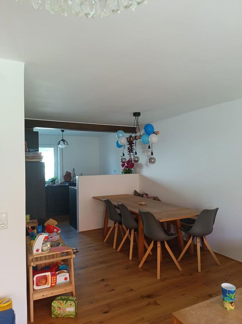 Predaj domu 129 m², pozemek 330 m², Friedberg, Bavorsko Predaj domu 129 m², pozemek 330 m², Friedberg, Bavorsko