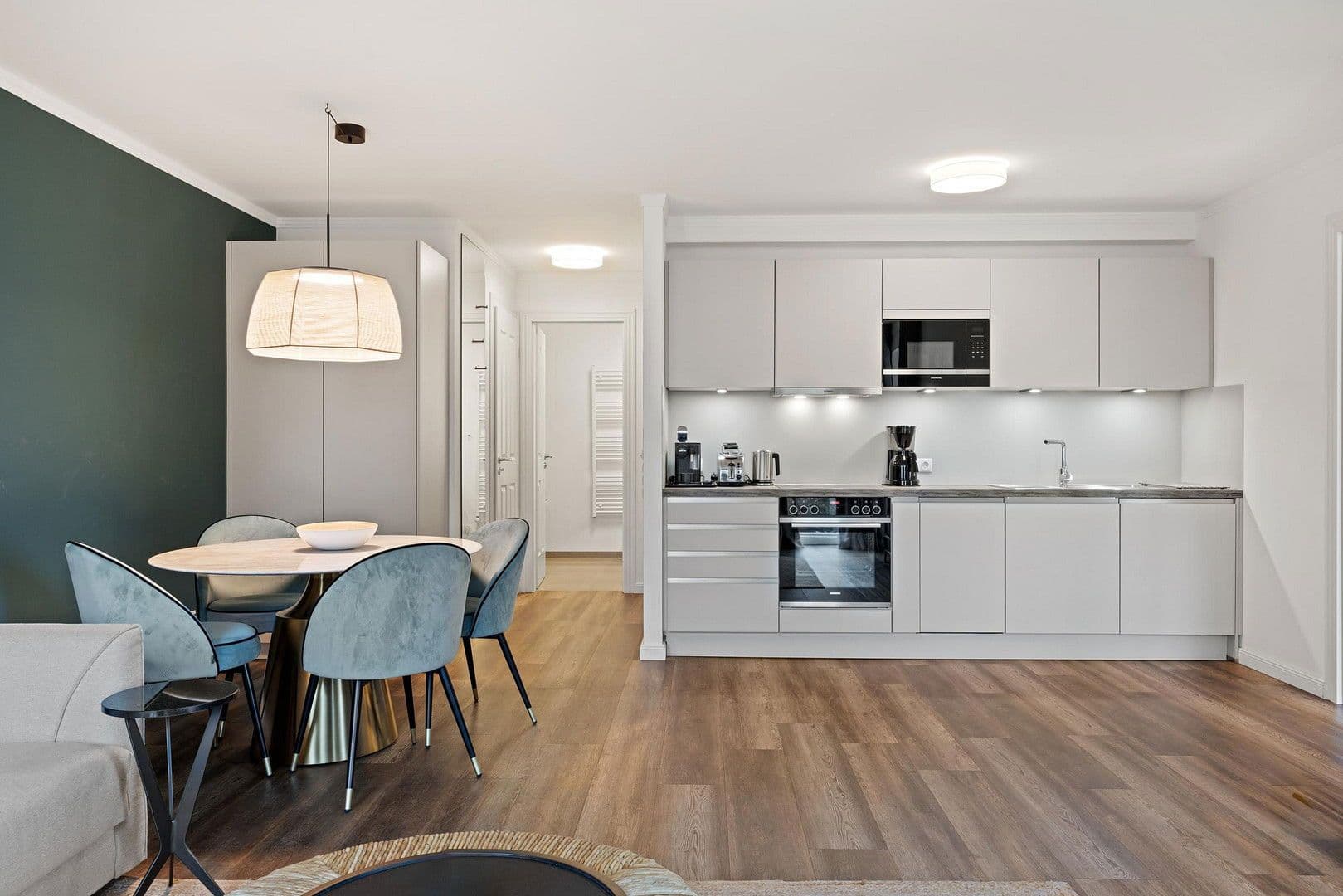 Predaj domu 361 m², pozemek 1.330 m², Tannenstraße 7 c, Kühlungsborn, Meklenbursko-Predpomoransko Predaj domu 361 m², pozemek 1.330 m², Tannenstraße 7 c, Kühlungsborn, Meklenbursko-Predpomoransko