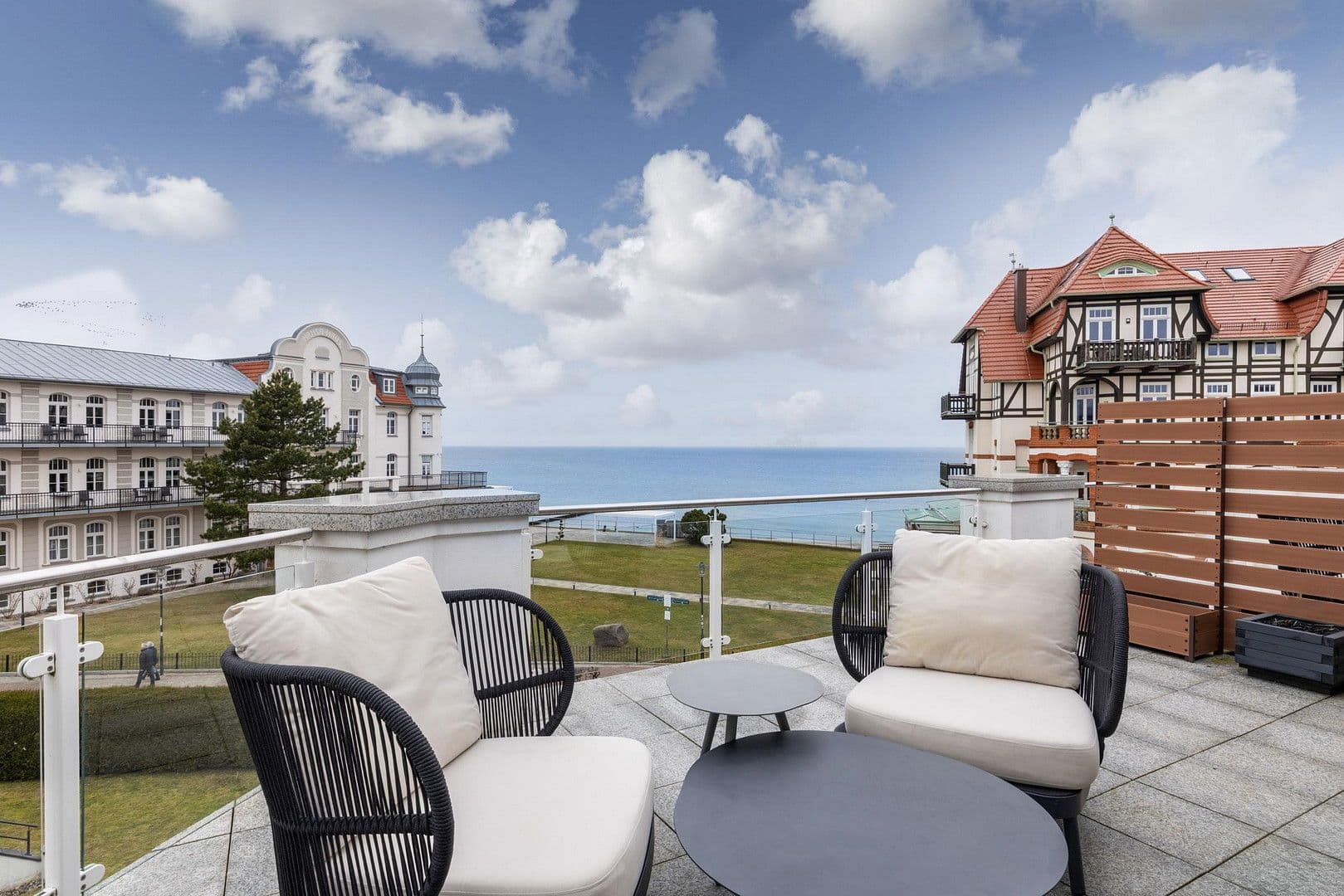 Predaj domu 361 m², pozemek 1.330 m², Tannenstraße 7 c, Kühlungsborn, Meklenbursko-Predpomoransko Predaj domu 361 m², pozemek 1.330 m², Tannenstraße 7 c, Kühlungsborn, Meklenbursko-Predpomoransko