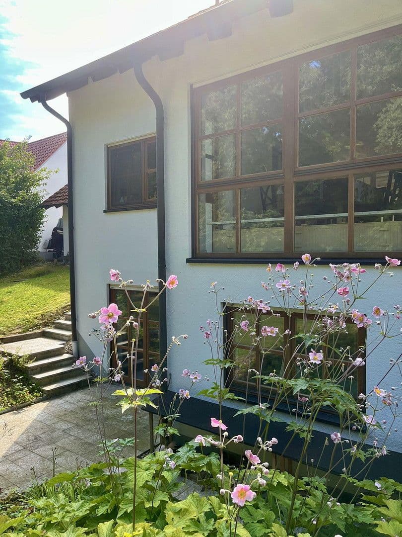 Predaj domu 245 m², pozemek 1.770 m², Nittendorf, Bavorsko Predaj domu 245 m², pozemek 1.770 m², Nittendorf, Bavorsko