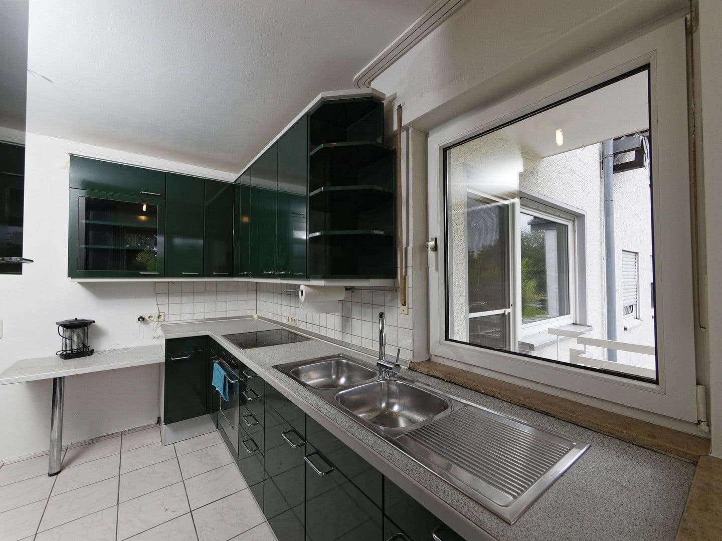 Prenájom bytu 3-izbový 87 m², Köln, Severné Porýnie - Westfálsko Prenájom bytu 3-izbový 87 m², Köln, Severné Porýnie - Westfálsko