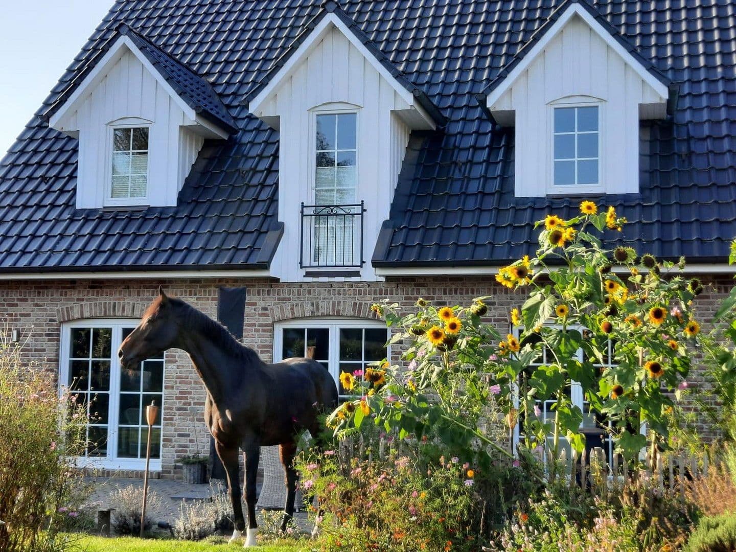 Predaj domu 174 m², pozemek 761 m², Neu Wulmstorf, Dolné Sasko Predaj domu 174 m², pozemek 761 m², Neu Wulmstorf, Dolné Sasko