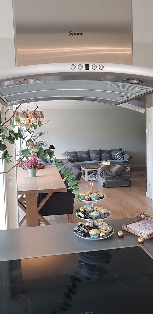 Predaj domu 174 m², pozemek 761 m², Neu Wulmstorf, Dolné Sasko Predaj domu 174 m², pozemek 761 m², Neu Wulmstorf, Dolné Sasko