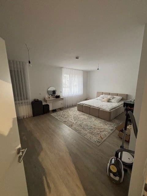 Prenájom bytu 2-izbový 86 m², Lindenstr.37a, Gladbeck, Severné Porýnie - Westfálsko Prenájom bytu 2-izbový 86 m², Lindenstr.37a, Gladbeck, Severné Porýnie - Westfálsko