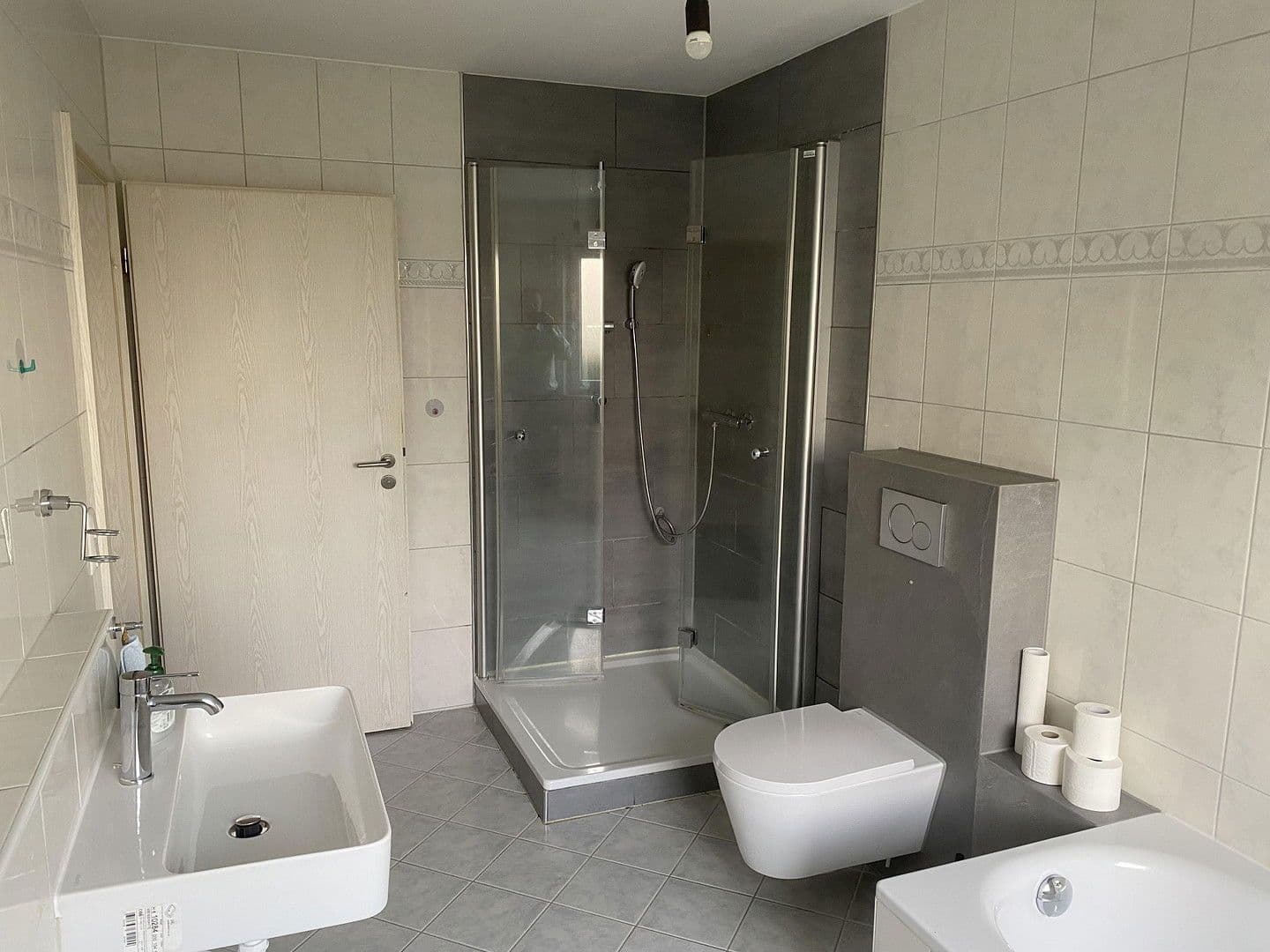 Predaj bytu 3-izbový 96 m², Steinbacher Hohl 31, Frankfurt OT Praunheim, Hesensko Predaj bytu 3-izbový 96 m², Steinbacher Hohl 31, Frankfurt OT Praunheim, Hesensko