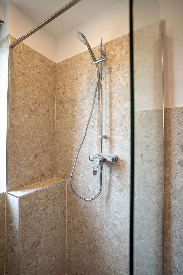 Prenájom bytu 1-izbový 30 m², Bauerngasse 39, Nürnberg, Bavorsko Prenájom bytu 1-izbový 30 m², Bauerngasse 39, Nürnberg, Bavorsko