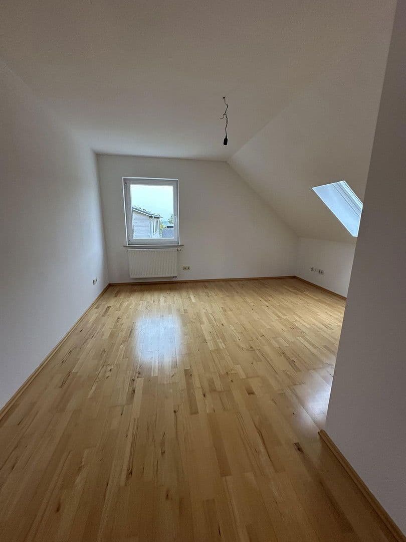 Predaj domu 199 m², pozemek 909 m², Buttenheim, Bavorsko Predaj domu 199 m², pozemek 909 m², Buttenheim, Bavorsko