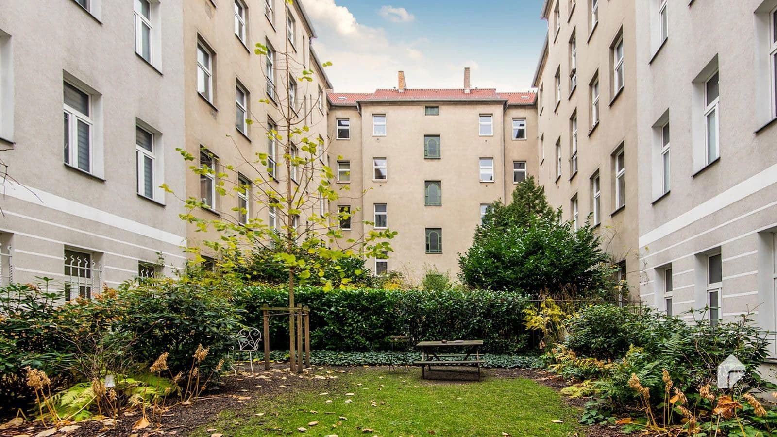 Predaj bytu 3-izbový 112 m², Wichertstr. 69, Berlin, Berlín Predaj bytu 3-izbový 112 m², Wichertstr. 69, Berlin, Berlín