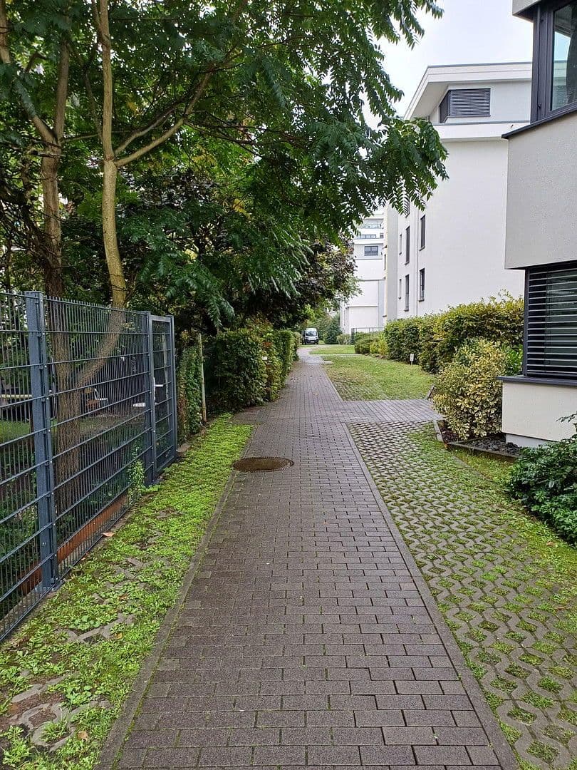 Predaj bytu 5-izbový 168 m², Frankfurt am Main, Hesensko Predaj bytu 5-izbový 168 m², Frankfurt am Main, Hesensko