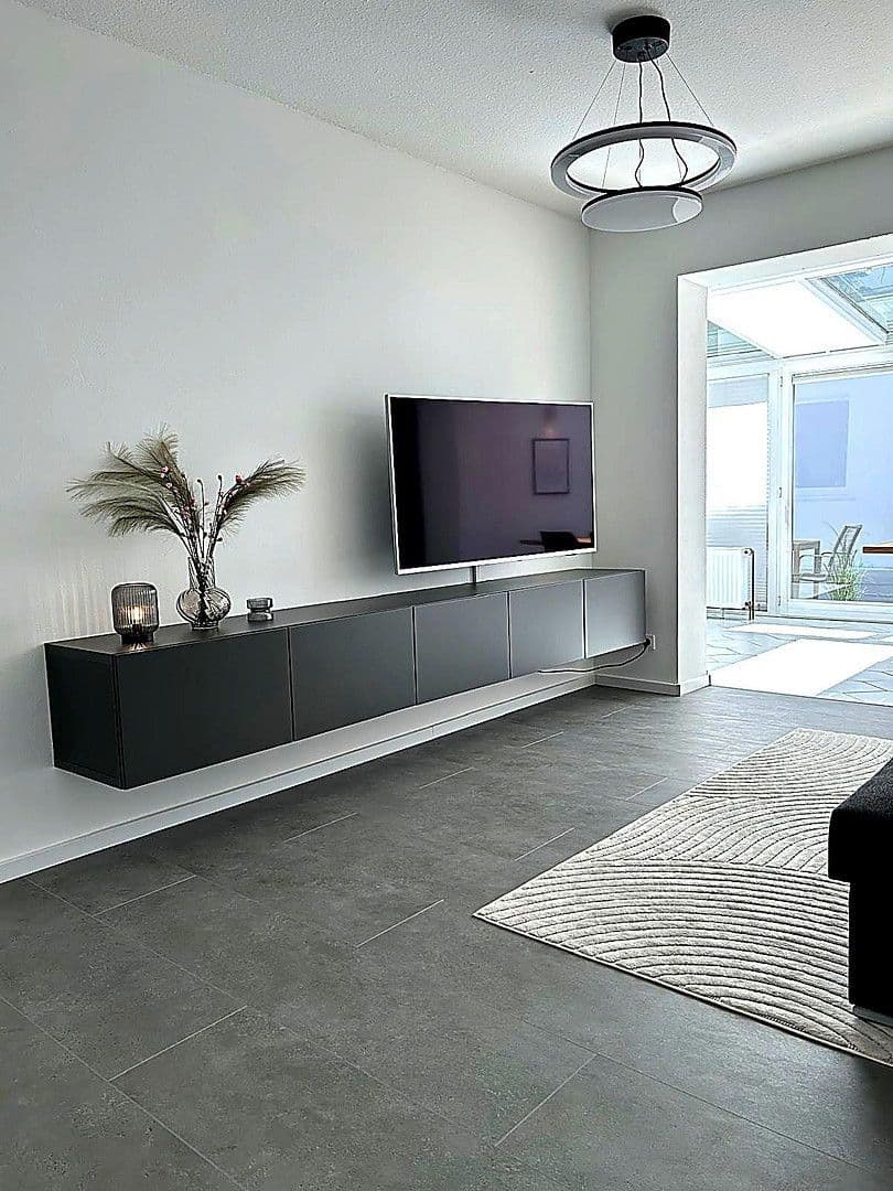 Prenájom bytu 2-izbový 70 m², Mainz, Porýnie-Falcko Prenájom bytu 2-izbový 70 m², Mainz, Porýnie-Falcko