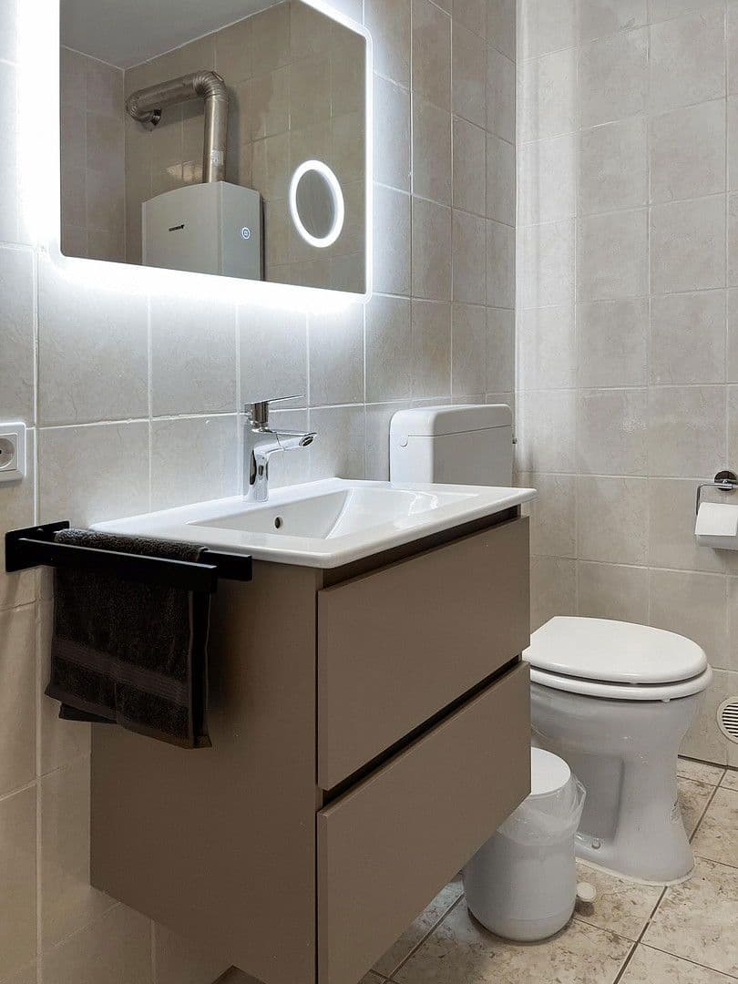 Prenájom bytu 2-izbový 70 m², Mainz, Porýnie-Falcko Prenájom bytu 2-izbový 70 m², Mainz, Porýnie-Falcko