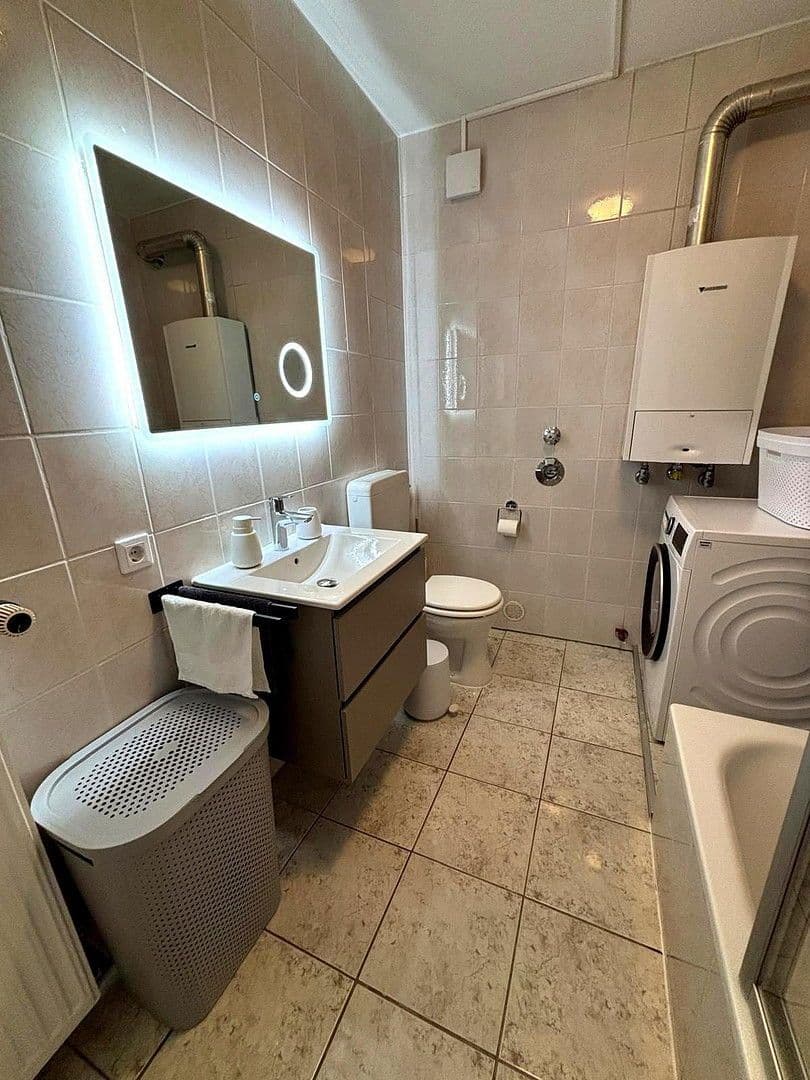 Prenájom bytu 2-izbový 70 m², Mainz, Porýnie-Falcko Prenájom bytu 2-izbový 70 m², Mainz, Porýnie-Falcko