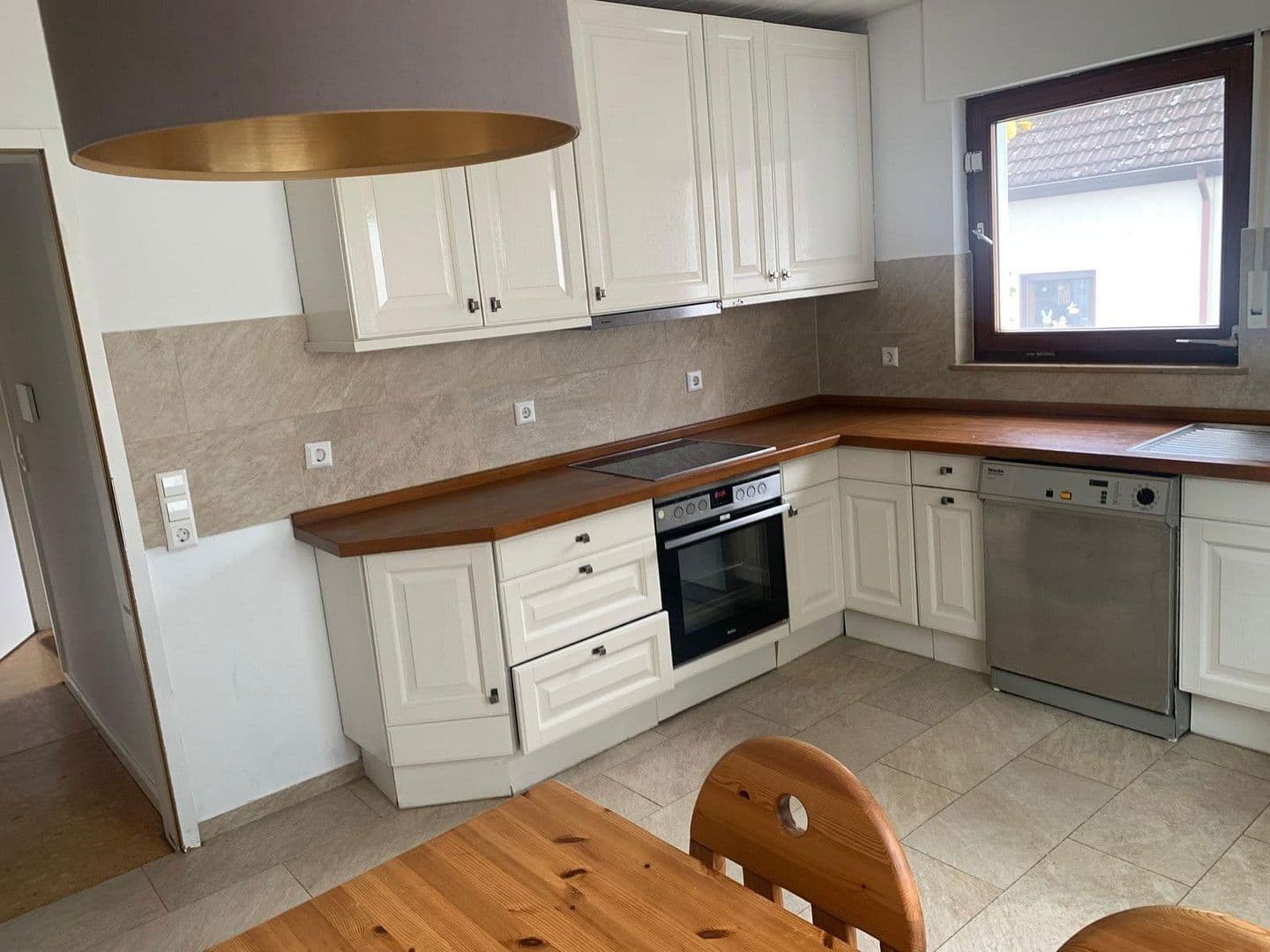 Predaj bytu 5-izbový 113 m², Neckartailfingen, Bádensko-Wurttembersko Predaj bytu 5-izbový 113 m², Neckartailfingen, Bádensko-Wurttembersko