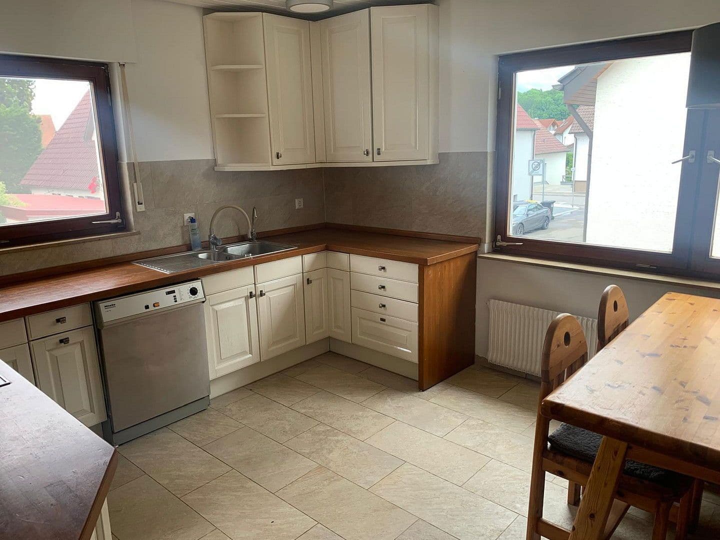 Predaj bytu 5-izbový 113 m², Neckartailfingen, Bádensko-Wurttembersko Predaj bytu 5-izbový 113 m², Neckartailfingen, Bádensko-Wurttembersko