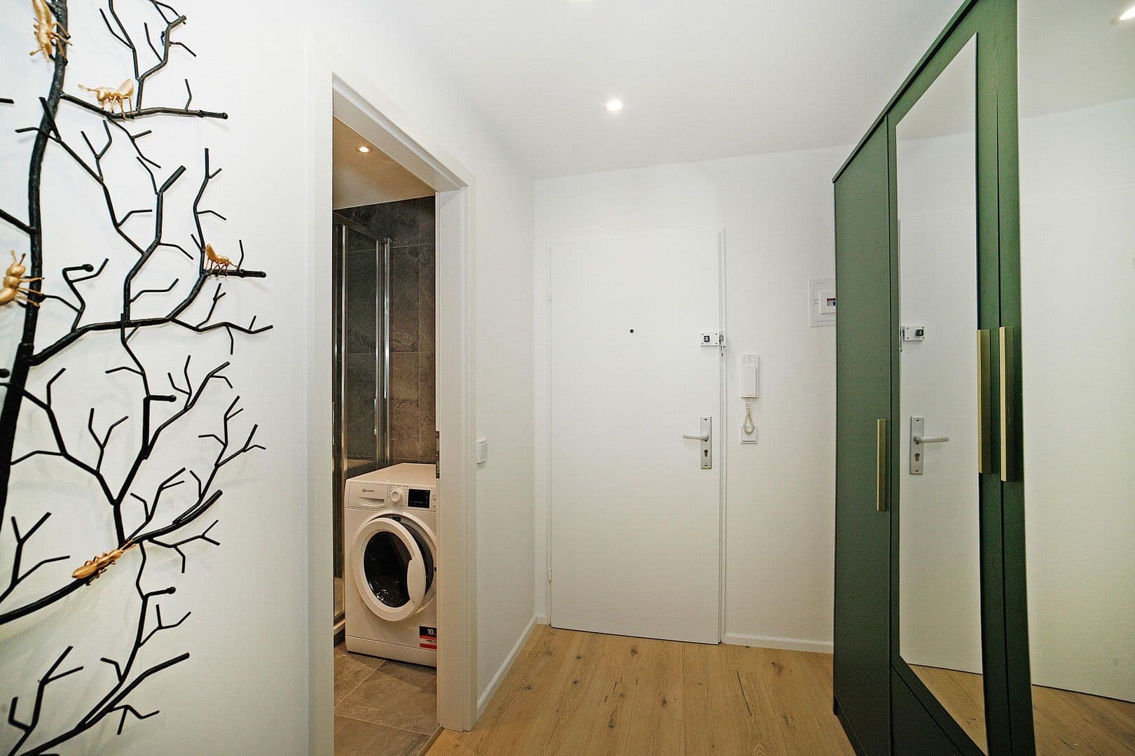 Prenájom bytu 1-izbový 47 m², Tettnanger Str. 4, München, Bavorsko Prenájom bytu 1-izbový 47 m², Tettnanger Str. 4, München, Bavorsko