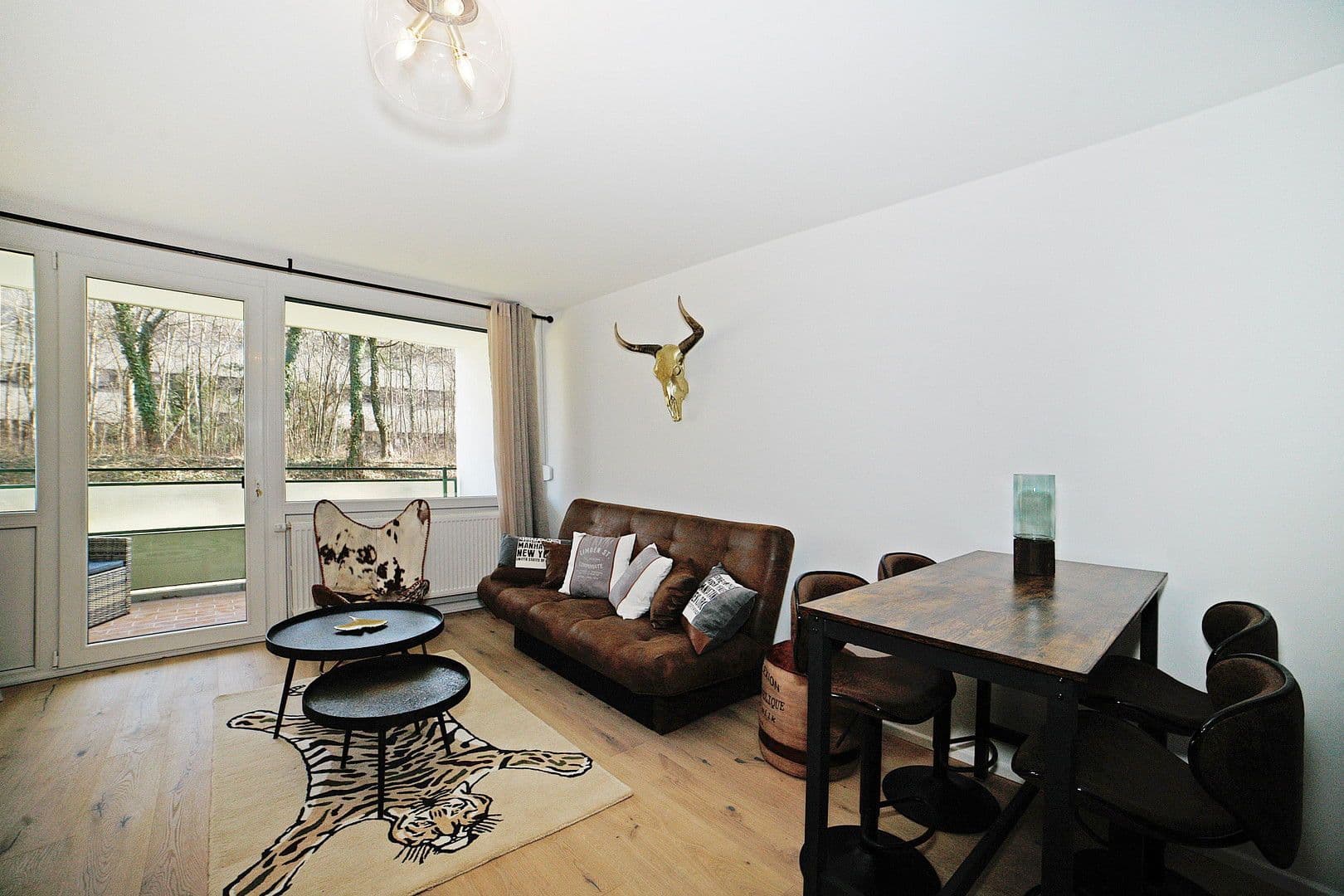 Prenájom bytu 1-izbový 47 m², Tettnanger Str. 4, München, Bavorsko Prenájom bytu 1-izbový 47 m², Tettnanger Str. 4, München, Bavorsko