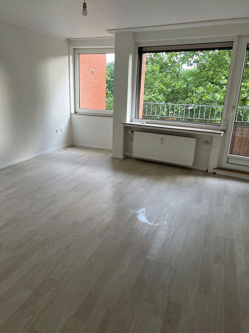 Prenájom bytu 4-izbový 86 m², Landwehrstraße 49, Bremen, Brémy Prenájom bytu 4-izbový 86 m², Landwehrstraße 49, Bremen, Brémy
