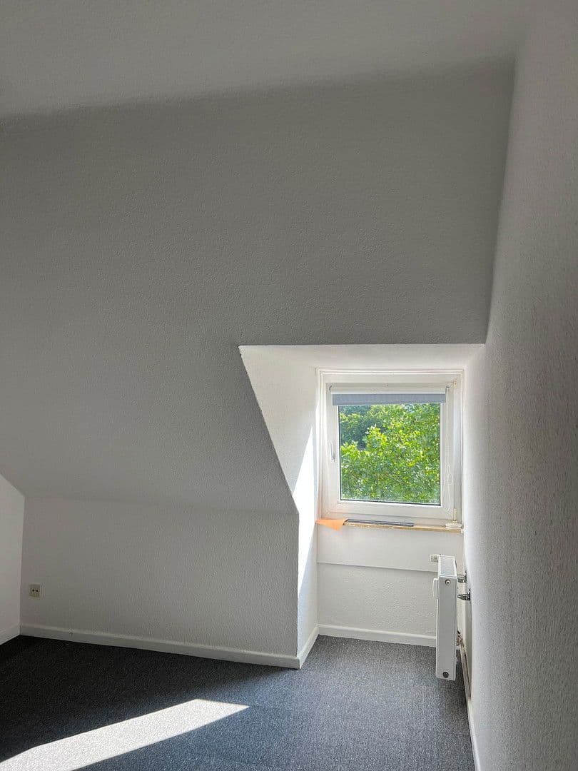 Prenájom bytu 4-izbový 86 m², Landwehrstraße 49, Bremen, Brémy Prenájom bytu 4-izbový 86 m², Landwehrstraße 49, Bremen, Brémy