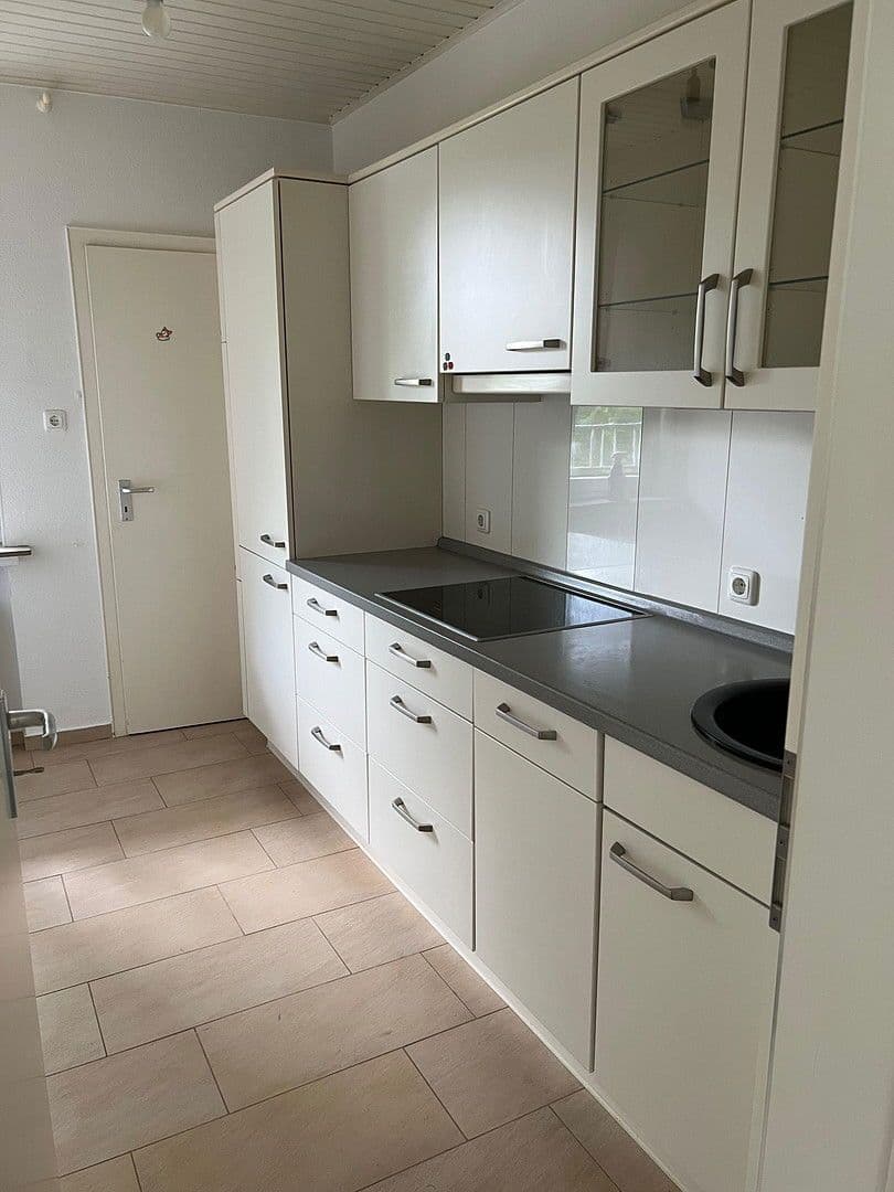 Prenájom bytu 4-izbový 86 m², Landwehrstraße 49, Bremen, Brémy Prenájom bytu 4-izbový 86 m², Landwehrstraße 49, Bremen, Brémy