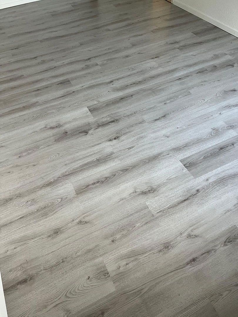 Prenájom bytu 4-izbový 86 m², Landwehrstraße 49, Bremen, Brémy Prenájom bytu 4-izbový 86 m², Landwehrstraße 49, Bremen, Brémy