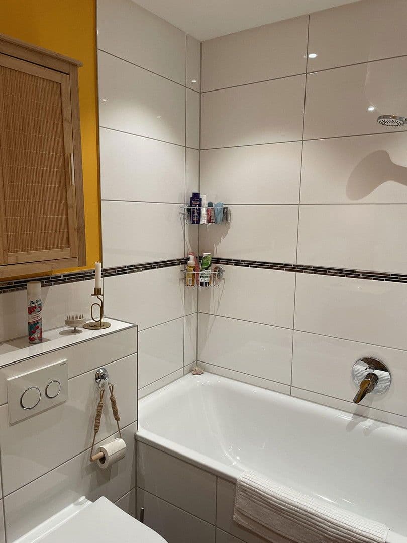 Prenájom bytu 2-izbový 59 m², Wiesbaden, Hesensko Prenájom bytu 2-izbový 59 m², Wiesbaden, Hesensko