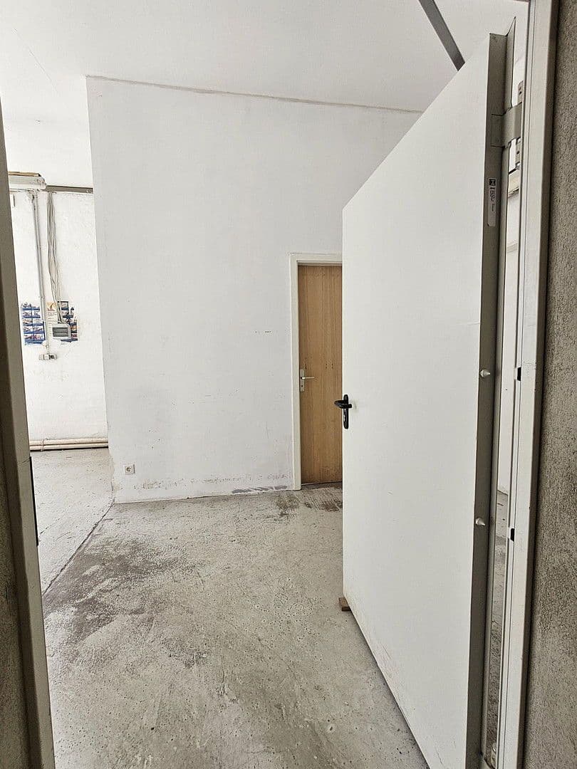 Prenájom nebytového priestoru 443 m², Lorenzweg 1, Berlin, Berlín Prenájom nebytového priestoru 443 m², Lorenzweg 1, Berlin, Berlín