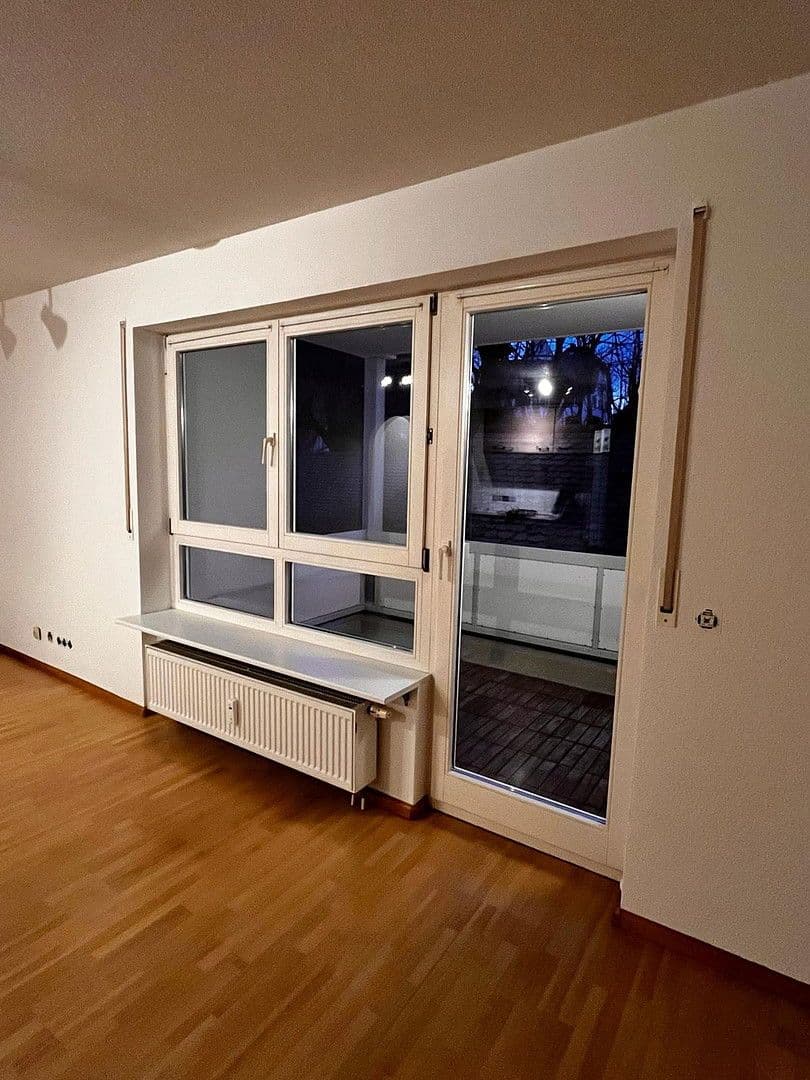 Prenájom bytu 1-izbový 36 m², Römerstraße 39, Lörrach, Bádensko-Wurttembersko Prenájom bytu 1-izbový 36 m², Römerstraße 39, Lörrach, Bádensko-Wurttembersko