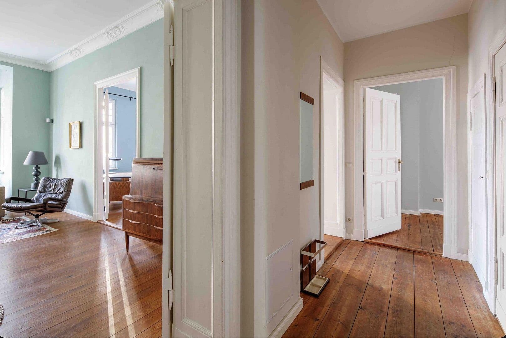 Predaj bytu 3-izbový 96 m², Pücklerstrasse 29, Berlin, Berlín Predaj bytu 3-izbový 96 m², Pücklerstrasse 29, Berlin, Berlín