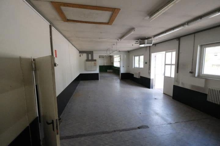 Prenájom nebytového priestoru 300 m², Rodalben, Porýnie-Falcko Prenájom nebytového priestoru 300 m², Rodalben, Porýnie-Falcko