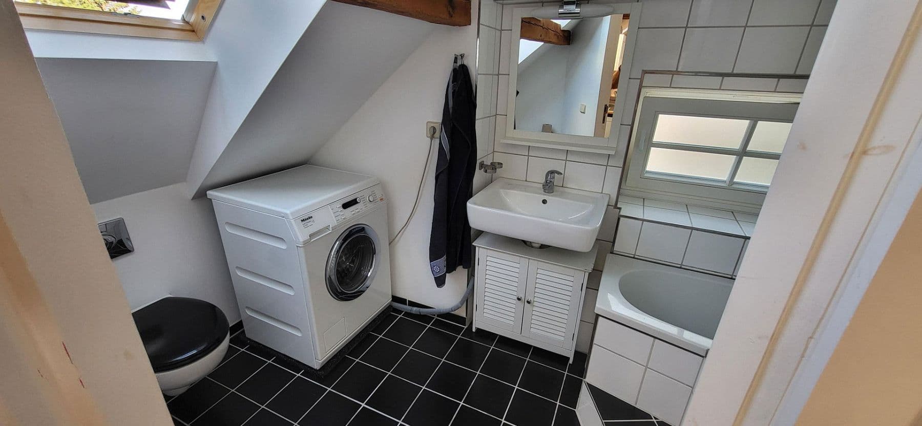 Predaj domu 130 m², pozemek 1.003 m², Berlin, Berlín Predaj domu 130 m², pozemek 1.003 m², Berlin, Berlín