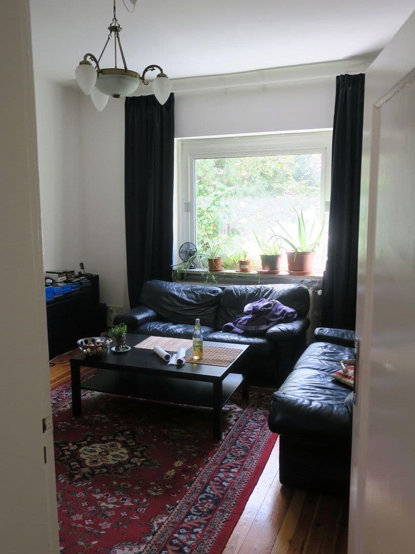 Predaj domu 130 m², pozemek 1.003 m², Berlin, Berlín Predaj domu 130 m², pozemek 1.003 m², Berlin, Berlín